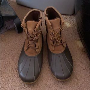 Women’s Duck boots size 6